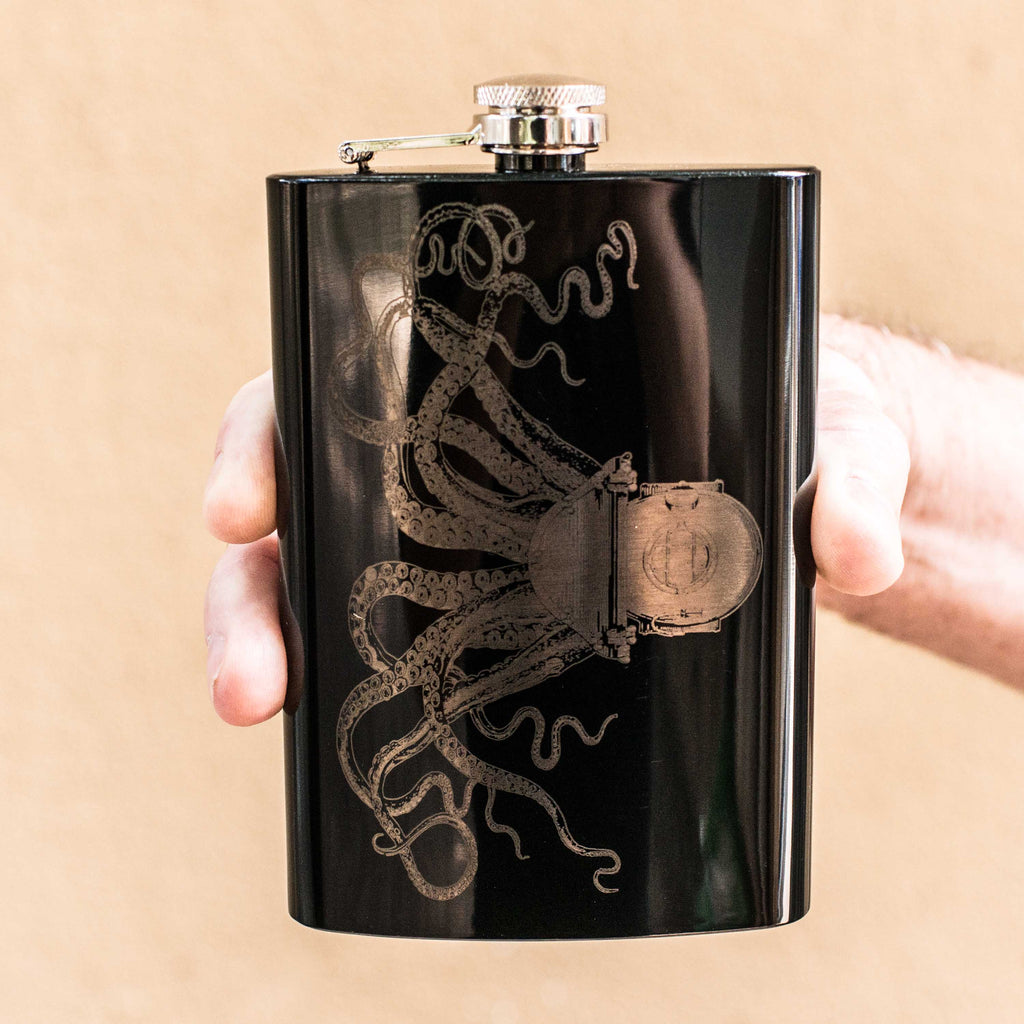 8oz BLACK Steampunk Octopus Flask