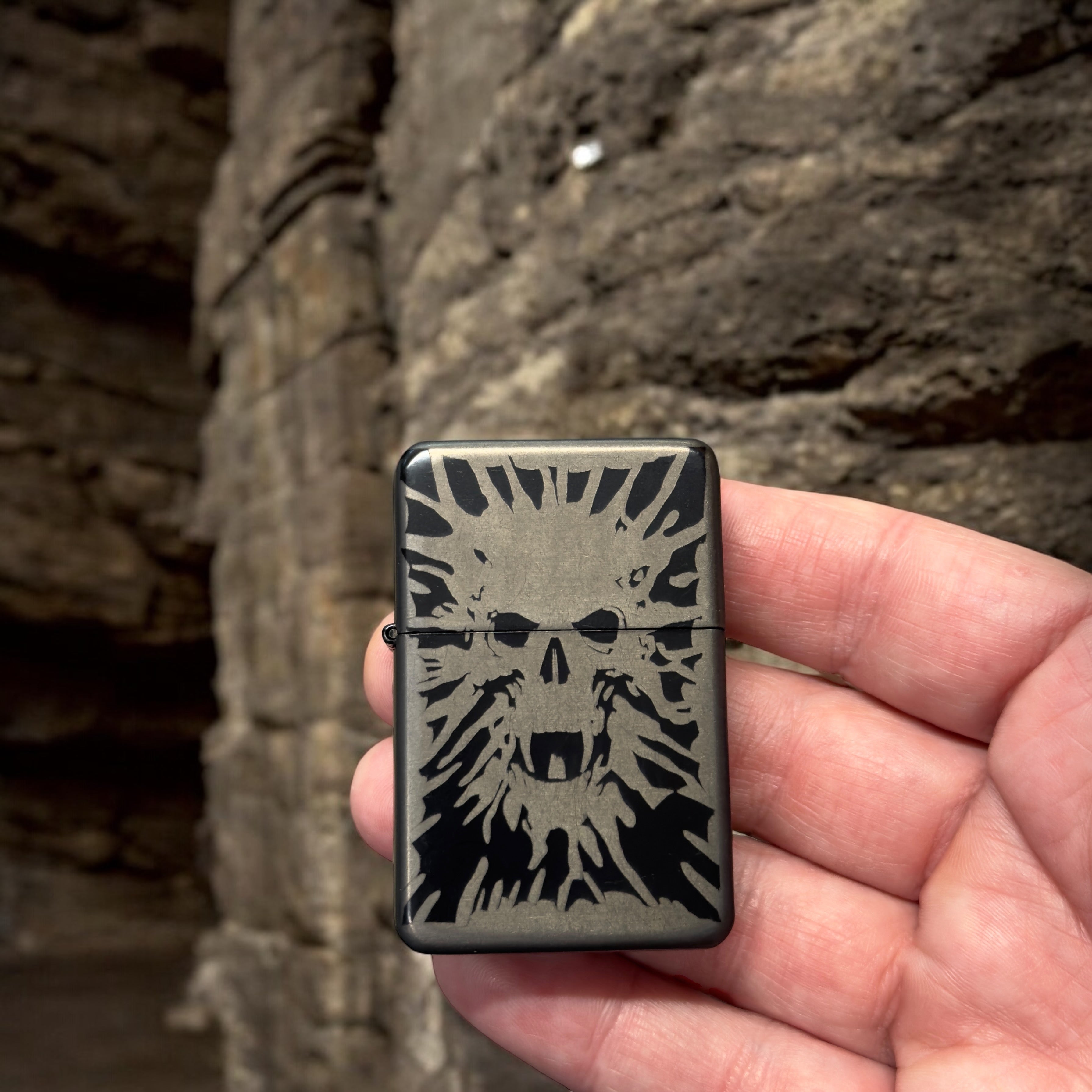 Black Lighter - Dark Skull