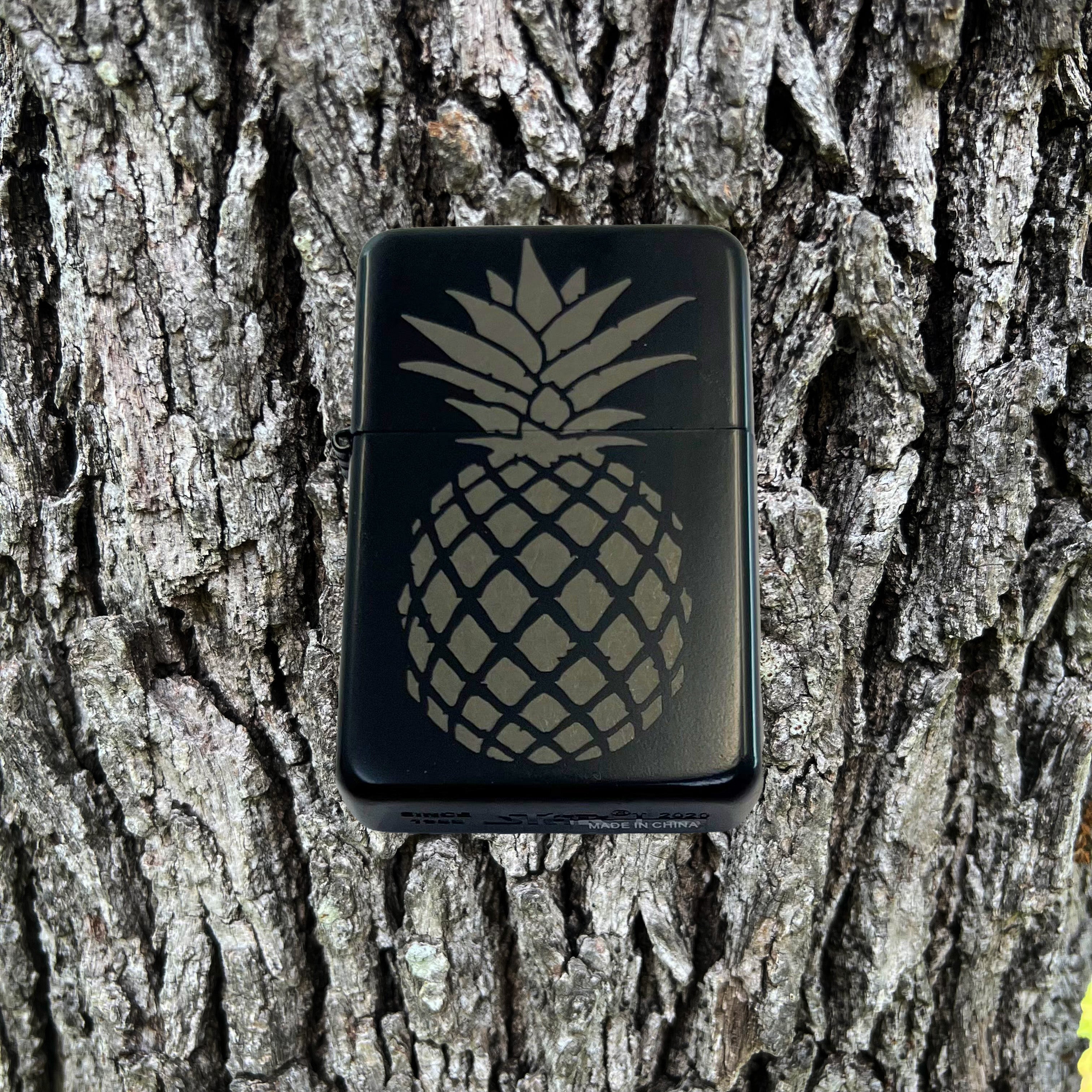 Black Lighter - Pineapple
