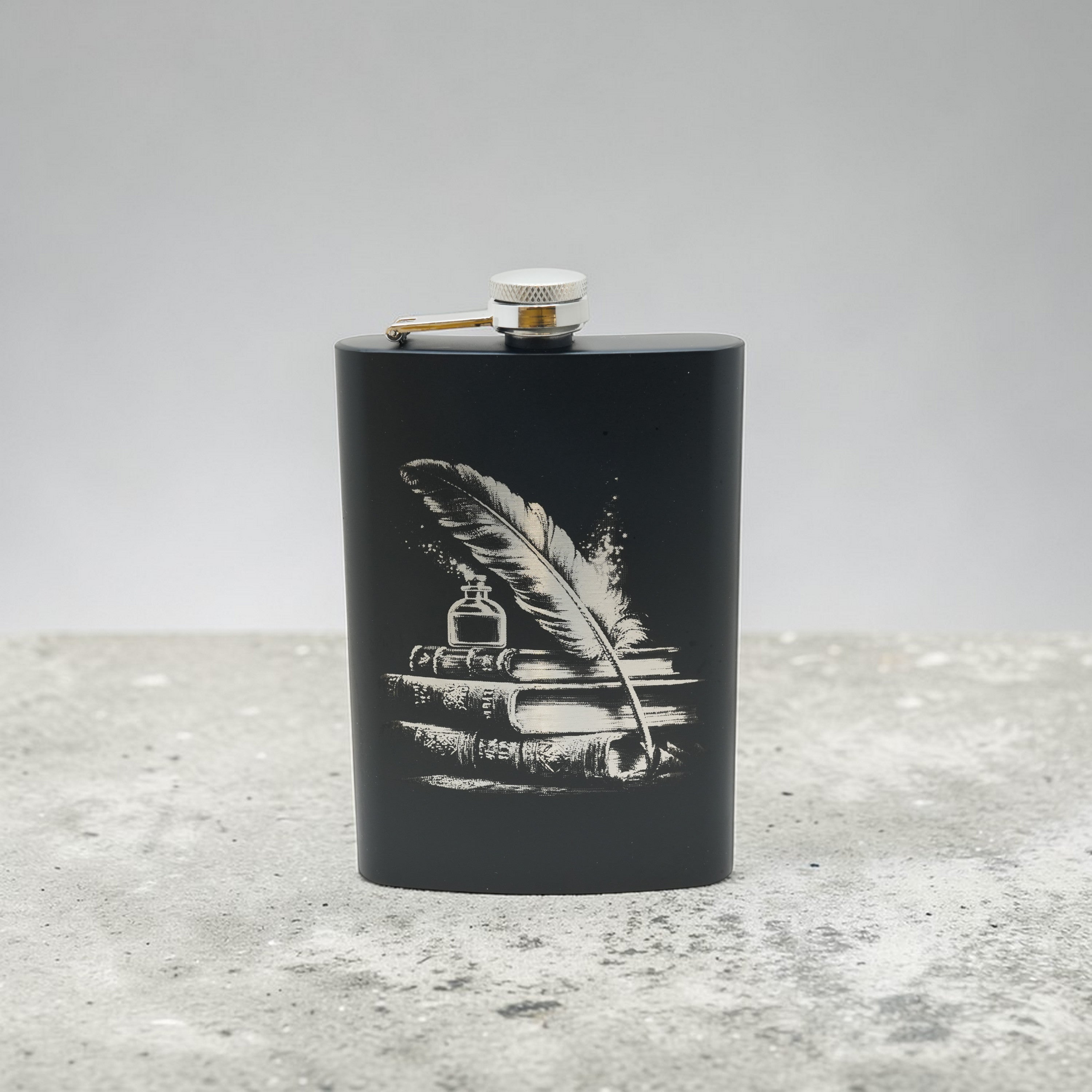 8oz Black - Fantasy Feaher - Black Flask